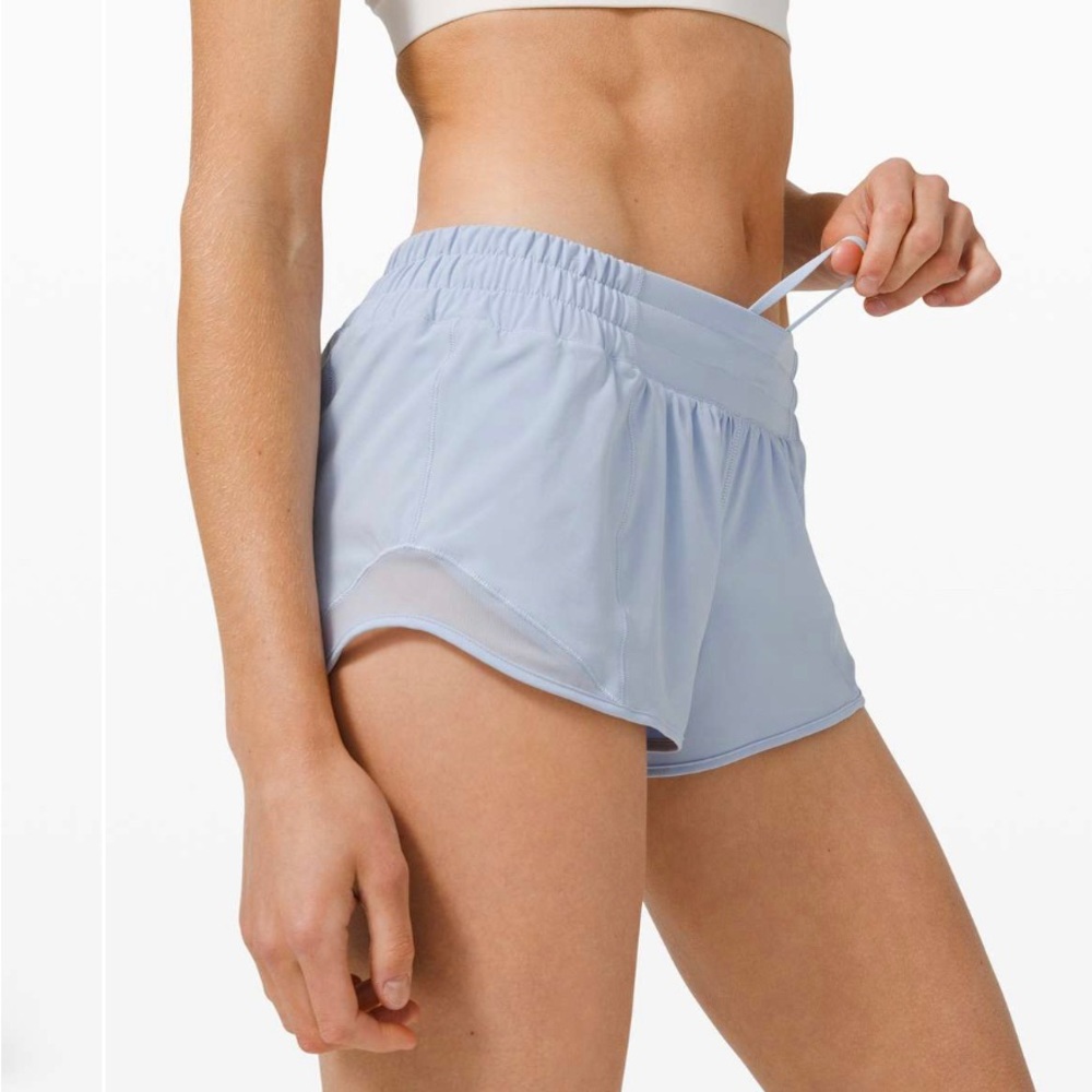 ⭐️SOLD⭐️Lululemon Hotty Hot Short II 2.5” Size 0